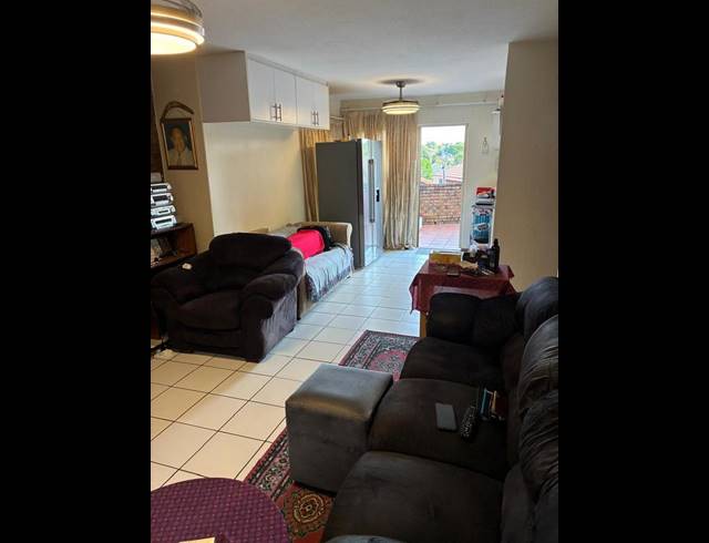 2 BEDROOM TOWNHOUSE FOR SALE IN RIDGEWAY
